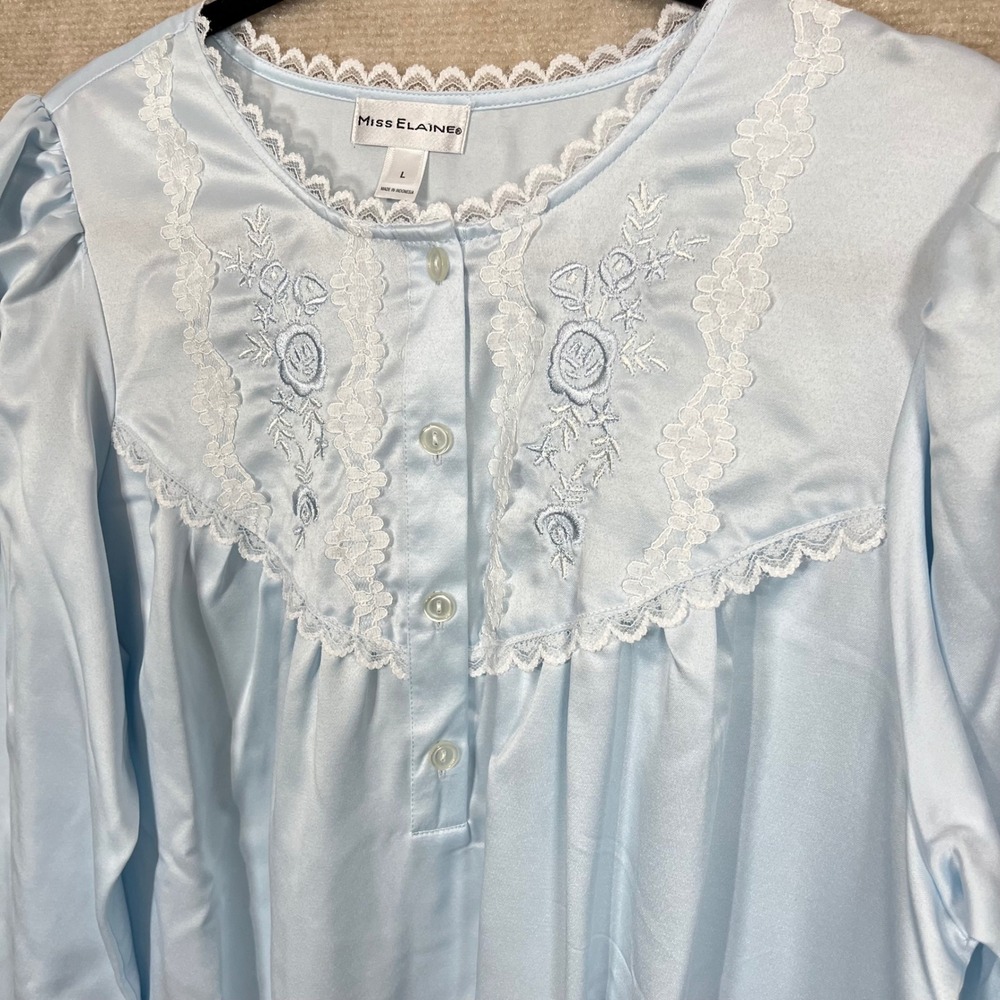 Miss Elaine Baby Blue Satin Quarter Button Lace Embroidered Night Gown Size L - Picture 2 of 4